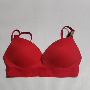 PINK Victoria's Secret Red Seamless Bra Wireless New